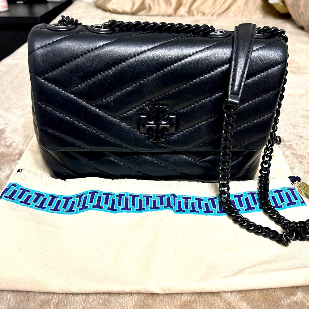 Tory Burch Kira Chevron Convertible Shoulder Bag